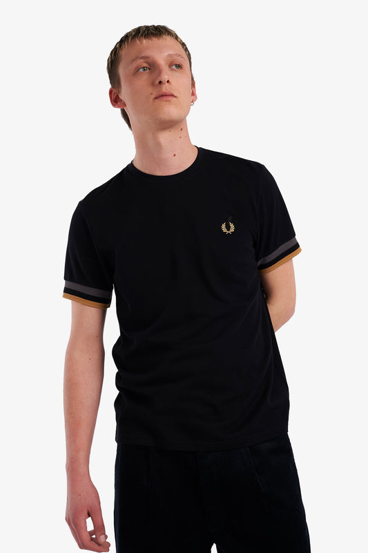 Fred Perry | PIQUE T-SHIRT BLACK